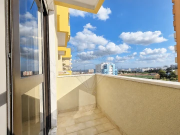 Apartamento T2 para Arrendamento em Póvoa de Santa Iria e Forte da Casa