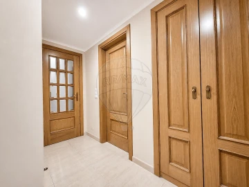 Apartamento T2 para Arrendamento em Póvoa de Santa Iria e Forte da Casa