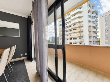 Apartamento T2 para Arrendamento em Póvoa de Santa Iria e Forte da Casa