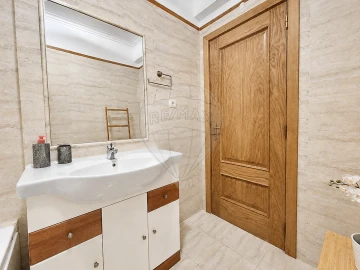 Apartamento T2 para Arrendamento em Póvoa de Santa Iria e Forte da Casa