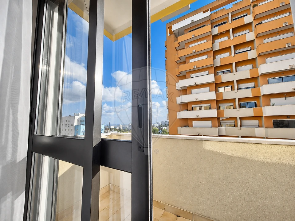 Apartamento T2 para Arrendamento em Póvoa de Santa Iria e Forte da Casa Foto 16