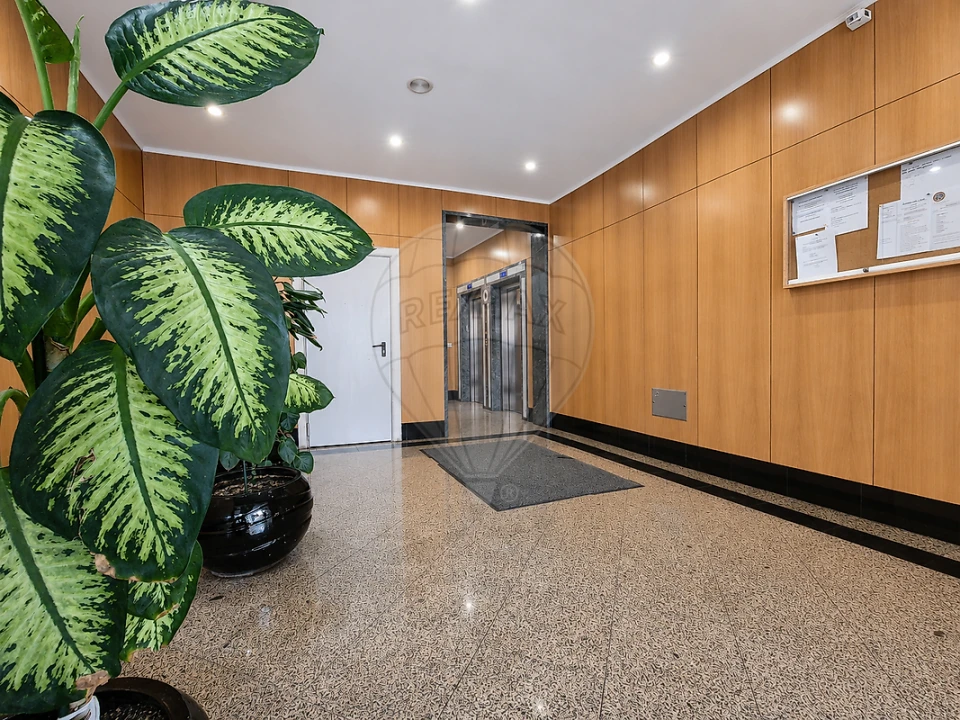 Apartamento T2 para Arrendamento em Póvoa de Santa Iria e Forte da Casa Foto 11