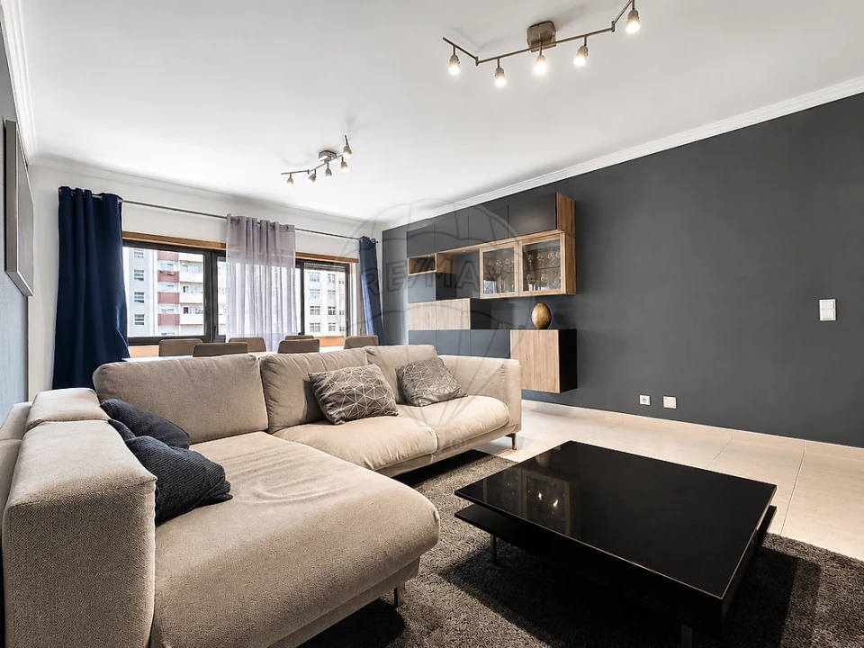 Apartamento T2 para Arrendamento em Póvoa de Santa Iria e Forte da Casa Foto 35