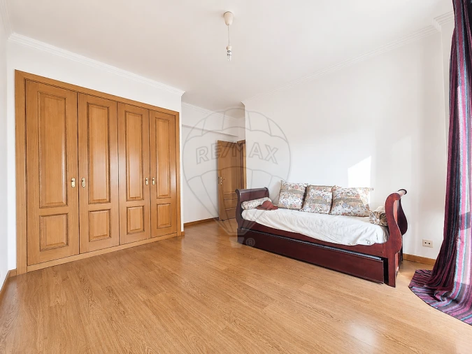 Apartamento T2 para Arrendamento em Póvoa de Santa Iria e Forte da Casa Foto 22