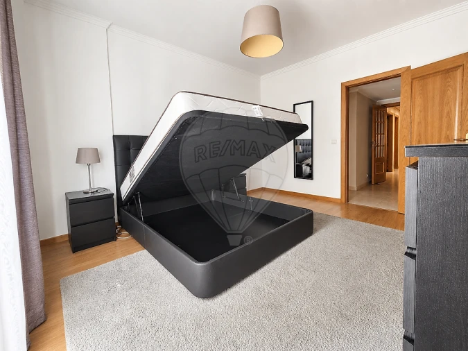 Apartamento T2 para Arrendamento em Póvoa de Santa Iria e Forte da Casa Foto 19