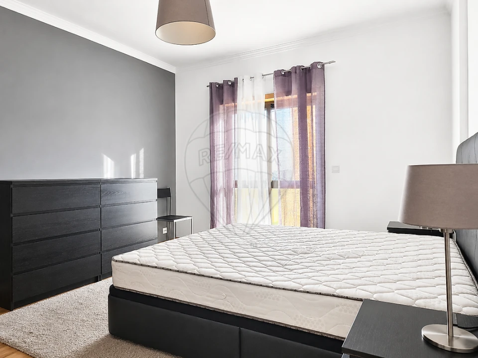 Apartamento T2 para Arrendamento em Póvoa de Santa Iria e Forte da Casa Foto 14