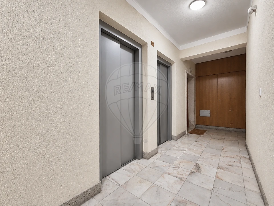 Apartamento T2 para Arrendamento em Póvoa de Santa Iria e Forte da Casa Foto 8
