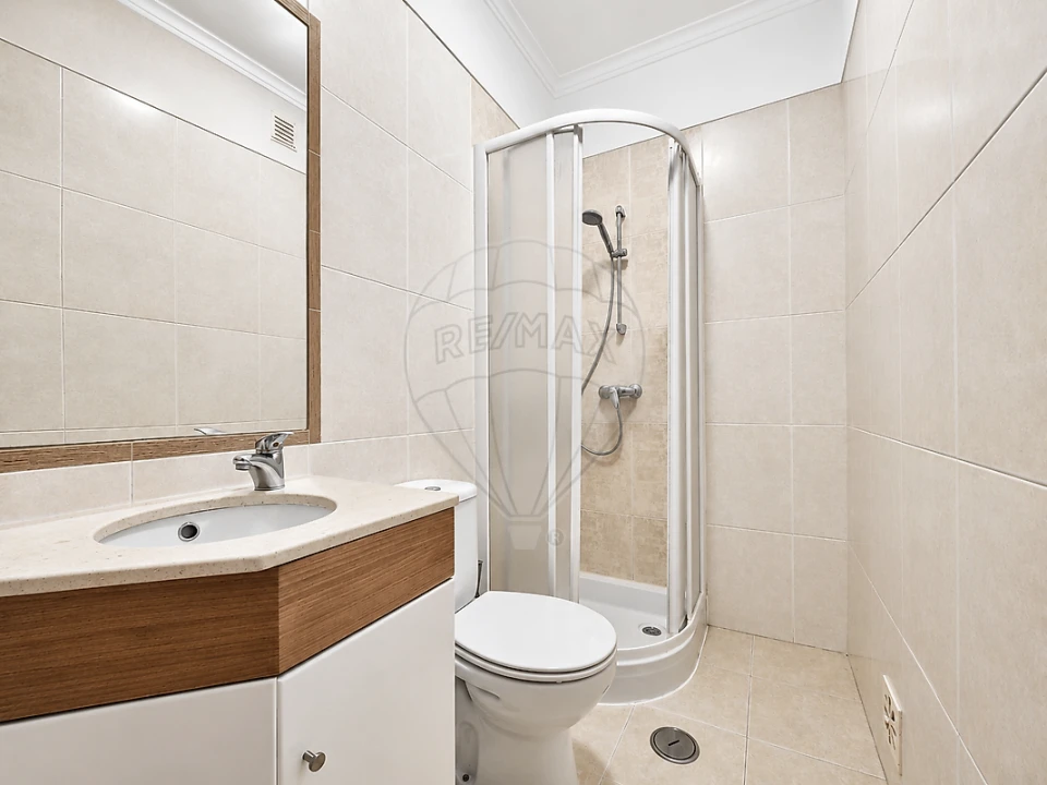 Apartamento T2 para Arrendamento em Póvoa de Santa Iria e Forte da Casa Foto 41