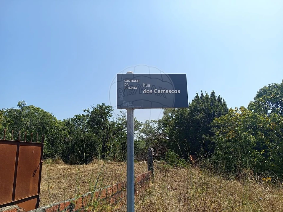 Terreno para Venda em Santiago da Guarda Foto 1