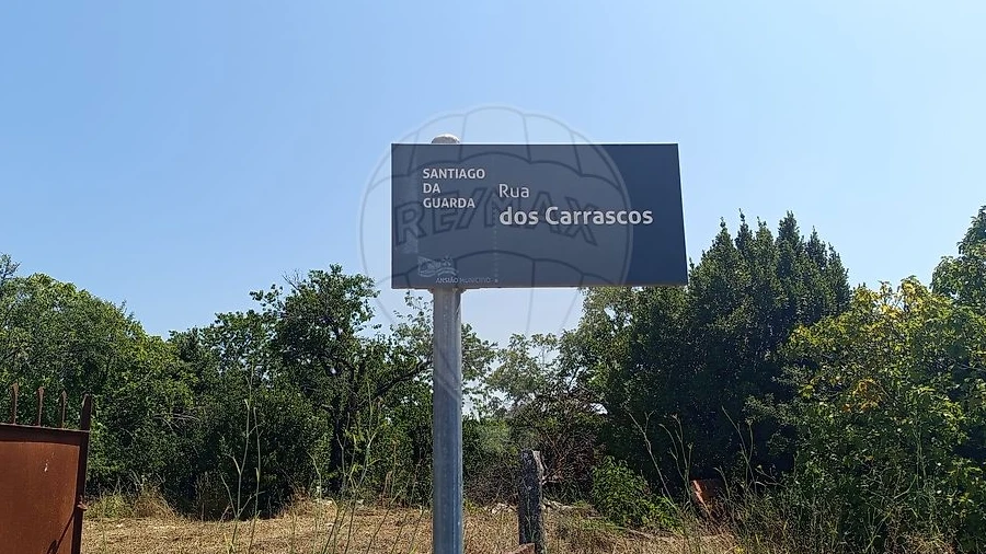 Terreno para Venda em Santiago da Guarda