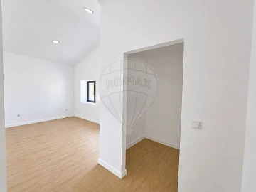 Moradia T3 para Venda em Arruda dos Vinhos