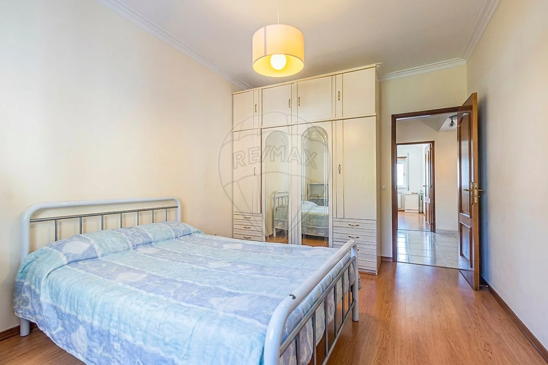 Apartamento T3 para Venda em Carregado e Cadafais Foto 27