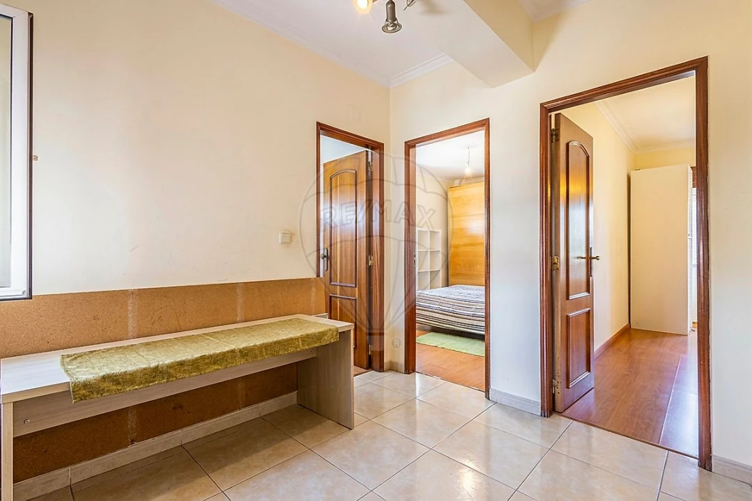 Apartamento T3 para Venda em Carregado e Cadafais Foto 30