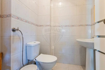 Apartamento T3 para Venda em Carregado e Cadafais