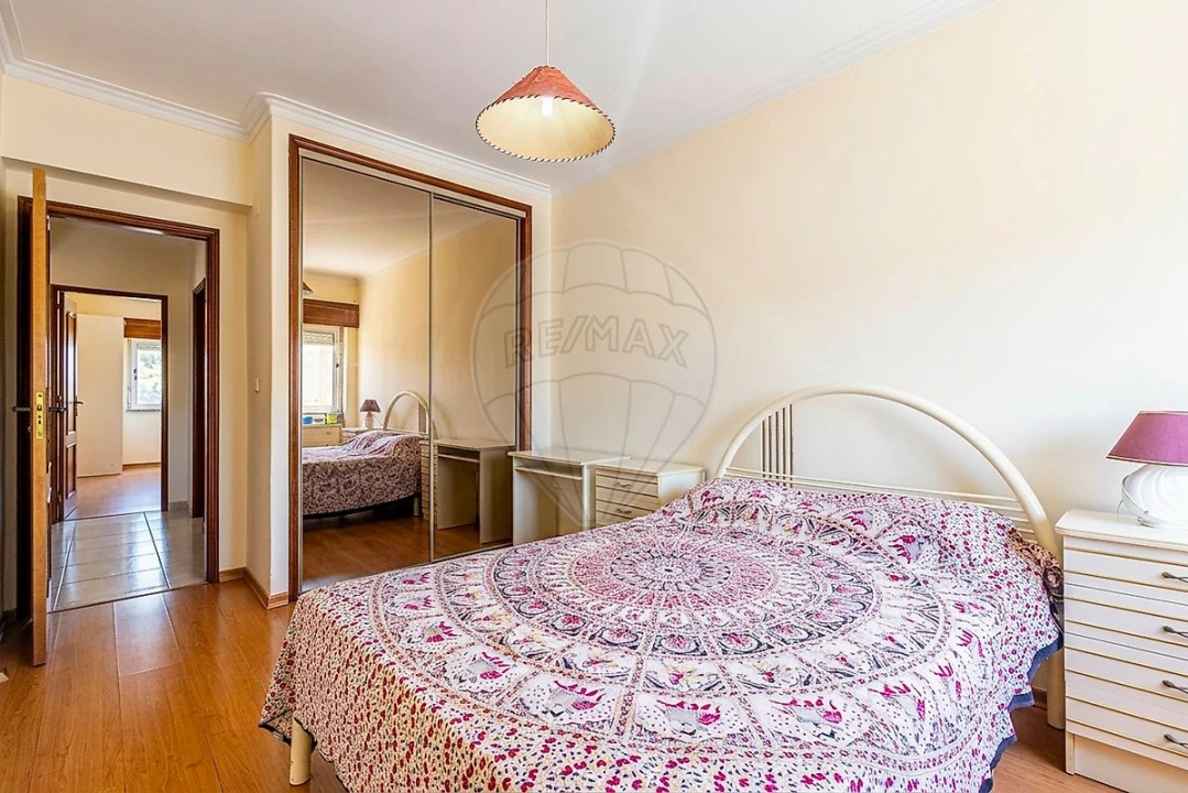 Apartamento T3 para Venda em Carregado e Cadafais Foto 29