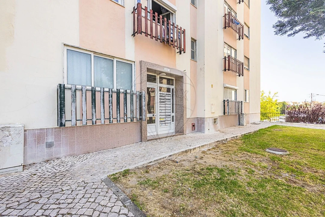 Apartamento T3 para Venda em Carregado e Cadafais Foto 7