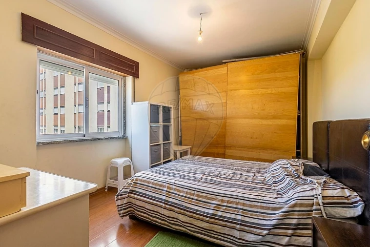 Apartamento T3 para Venda em Carregado e Cadafais Foto 25