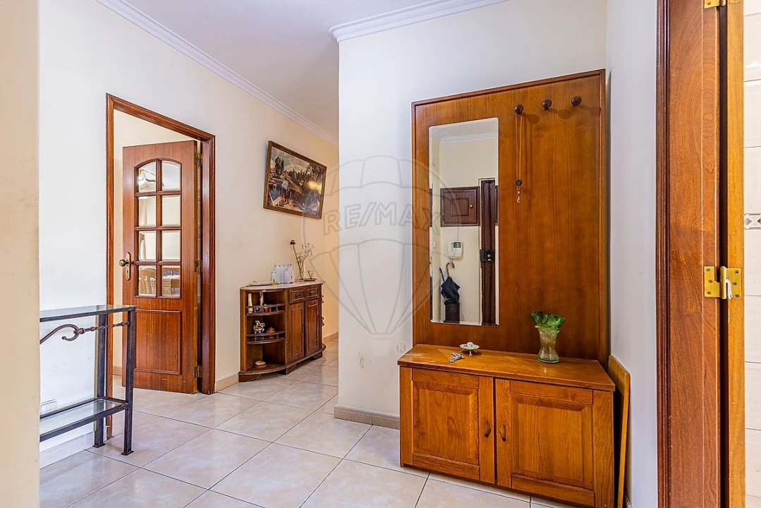 Apartamento T3 para Venda em Carregado e Cadafais Foto 33