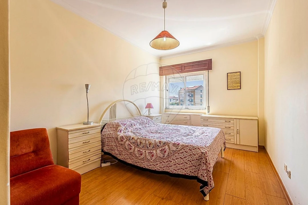 Apartamento T3 para Venda em Carregado e Cadafais Foto 31