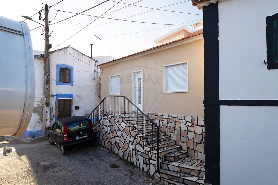 Moradia T3 para Arrendamento em Abrigada e Cabanas de Torres Foto 5