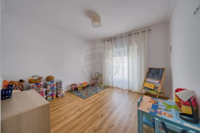 Moradia T5 para Venda em Rio Maior
