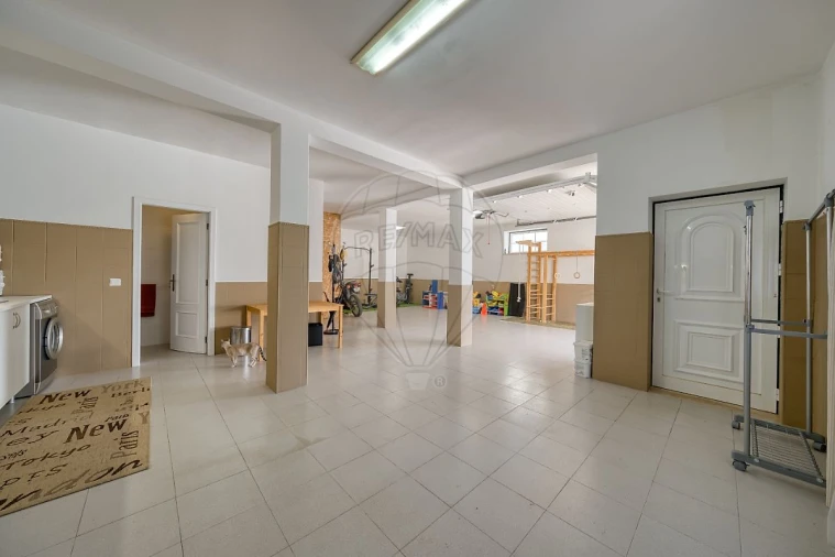 Moradia T5 para Venda em Rio Maior Foto 45