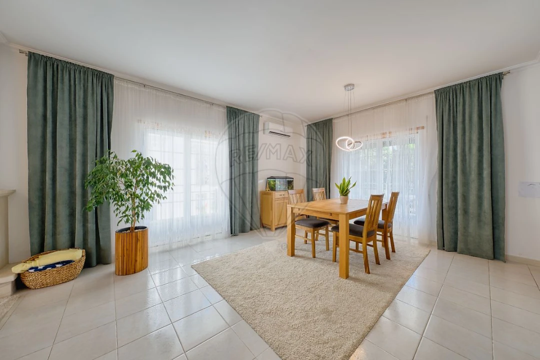 Moradia T5 para Venda em Rio Maior Foto 15