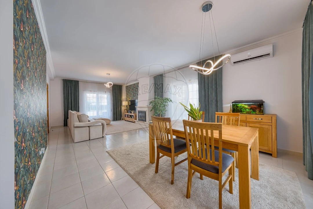 Moradia T5 para Venda em Rio Maior Foto 14
