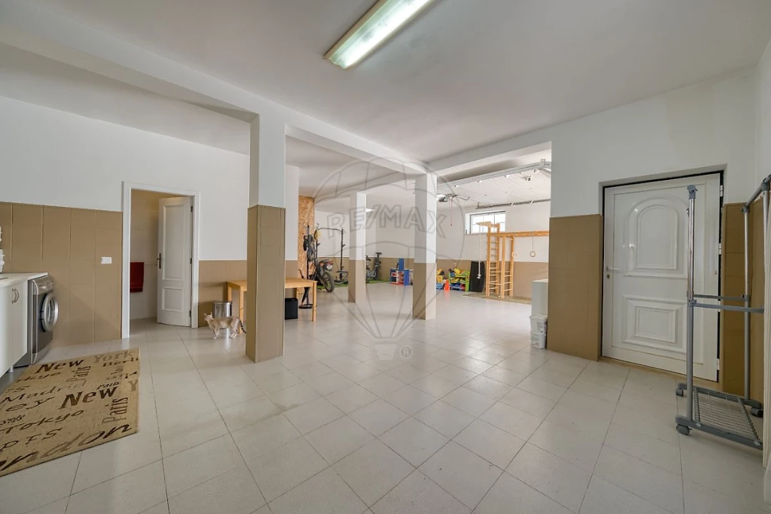 Moradia T5 para Venda em Rio Maior Foto 45