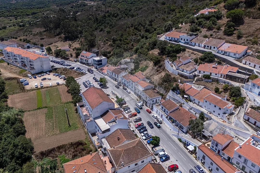 Apartamento T2 para Venda em Aljezur Foto 40