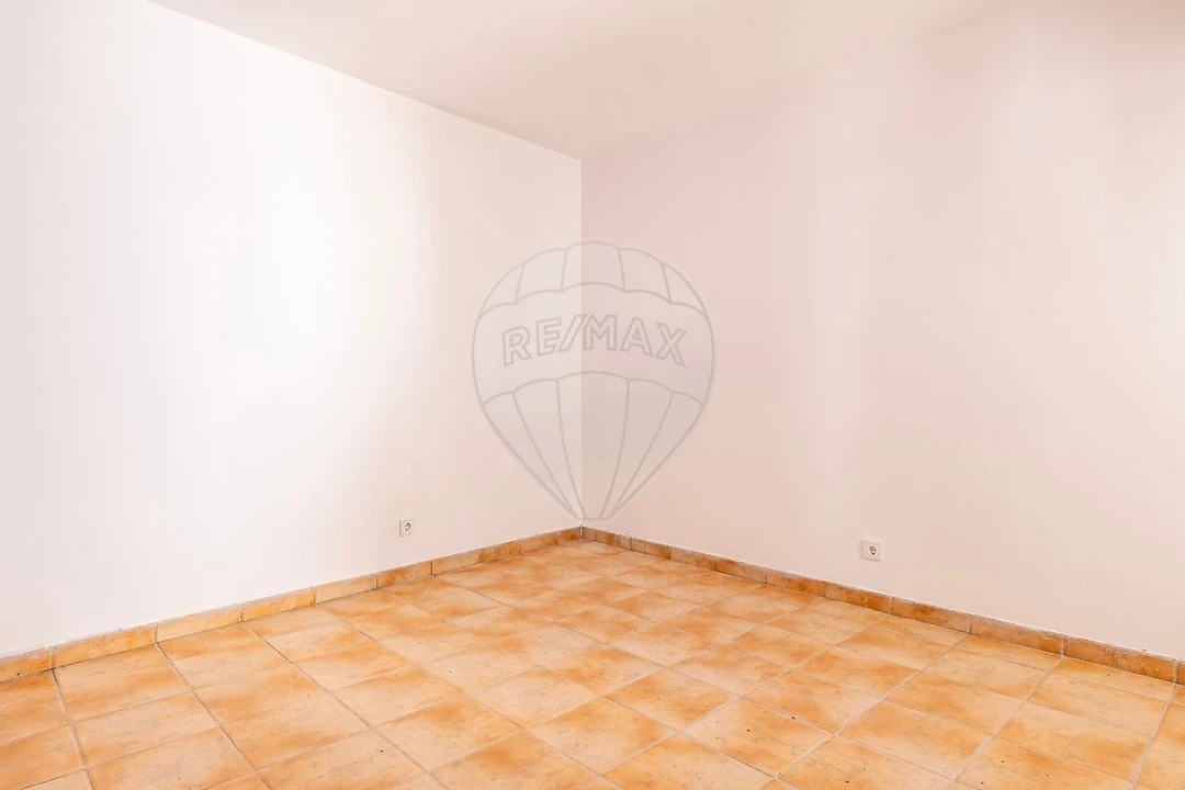 Apartamento T2 para Venda em Aljezur Foto 18
