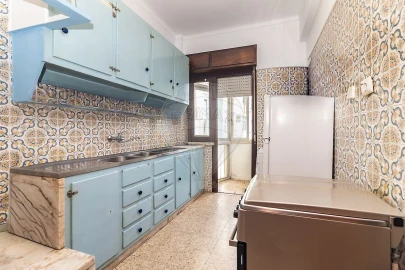 Apartamento T2 para Arrendamento em Póvoa de Santo Adrião e Olival Basto