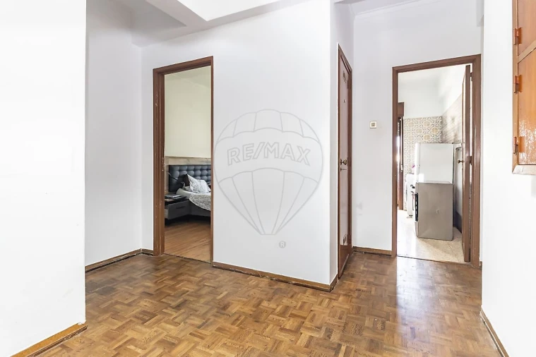 Apartamento T2 para Arrendamento em Póvoa de Santo Adrião e Olival Basto Foto 6