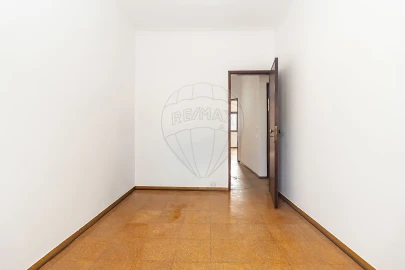 Apartamento T3 para Arrendamento em Barreiro e Lavradio