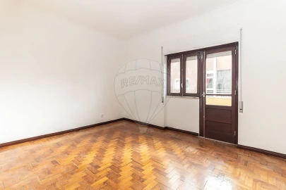 Apartamento T3 para Arrendamento em Barreiro e Lavradio