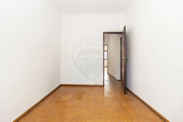 Apartamento T3 para Arrendamento em Barreiro e Lavradio Foto 10