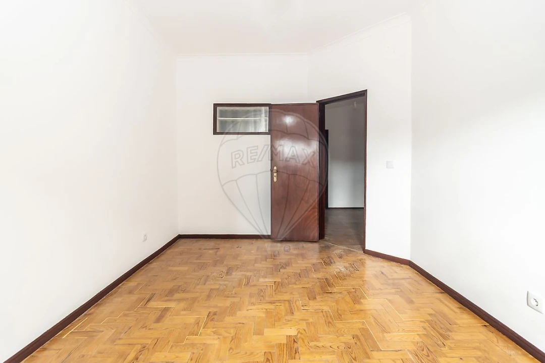 Apartamento T3 para Arrendamento em Barreiro e Lavradio Foto 4