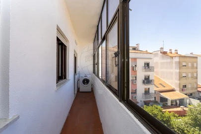 Apartamento T3 para Arrendamento em Barreiro e Lavradio