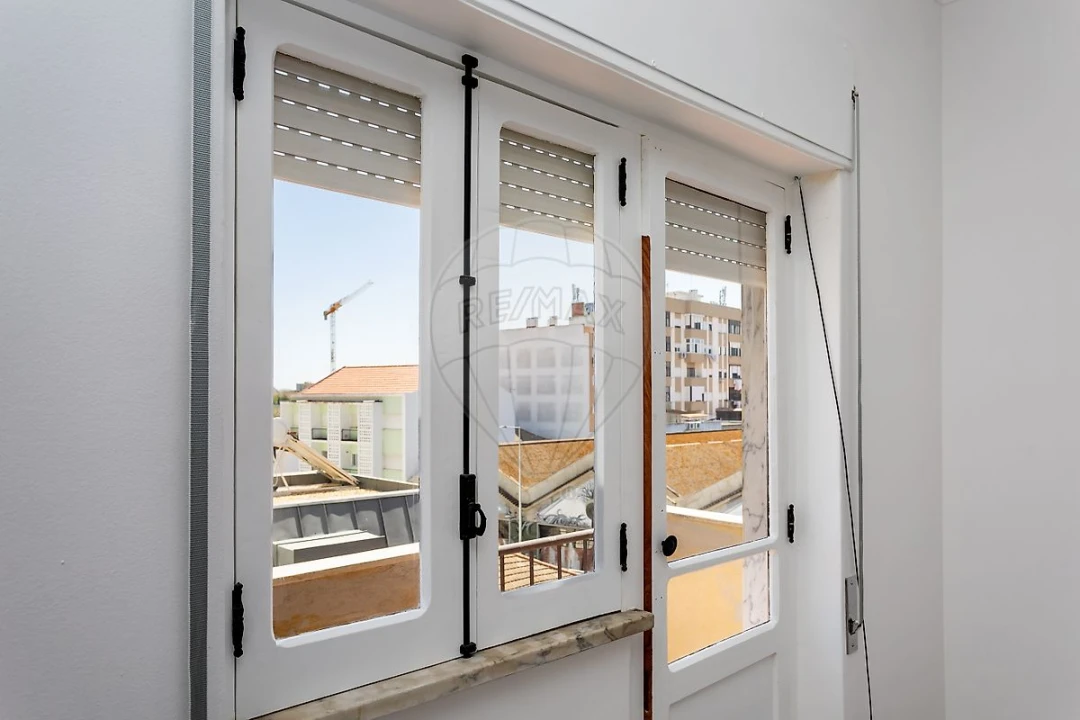 Apartamento T3 para Arrendamento em Barreiro e Lavradio Foto 19