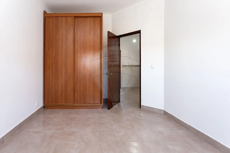 Apartamento T3 para Arrendamento em Barreiro e Lavradio Foto 22