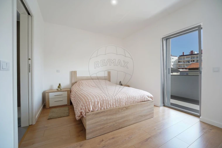 Apartamento T2 para Venda em Buarcos Foto 17