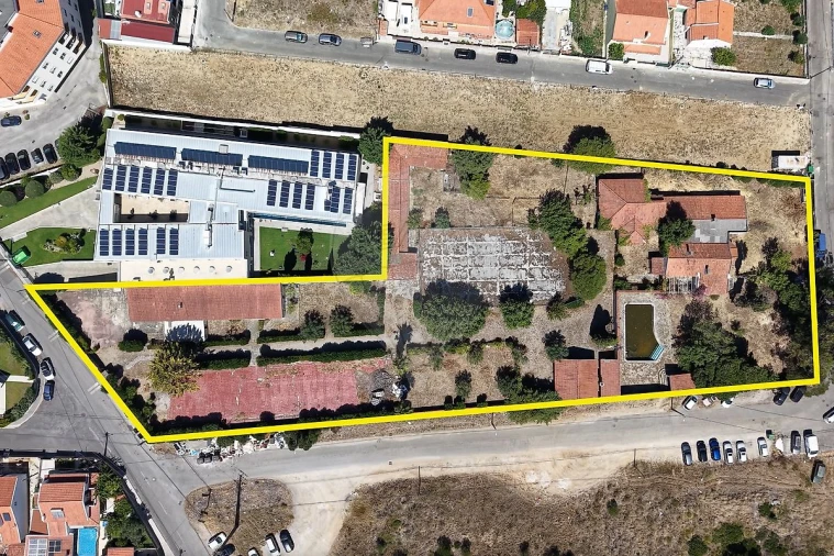Quinta T0 para Venda em Santa Maria e São Miguel, São Martinho, São Pedro Penaferrim Foto 3
