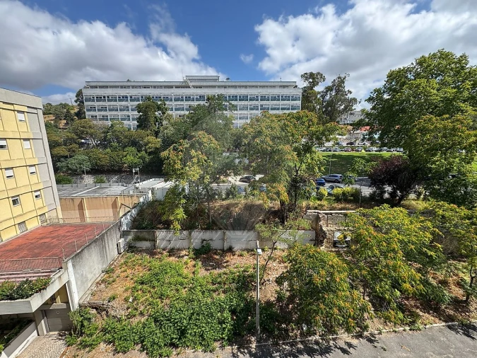 Apartamento T2 para Venda em São Domingos de Benfica Foto 13