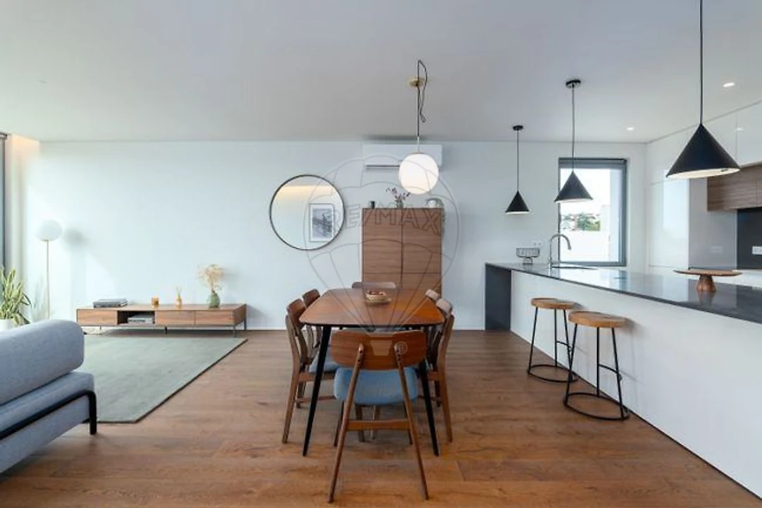 Apartamento T3 para Venda em São João da Madeira Foto 2