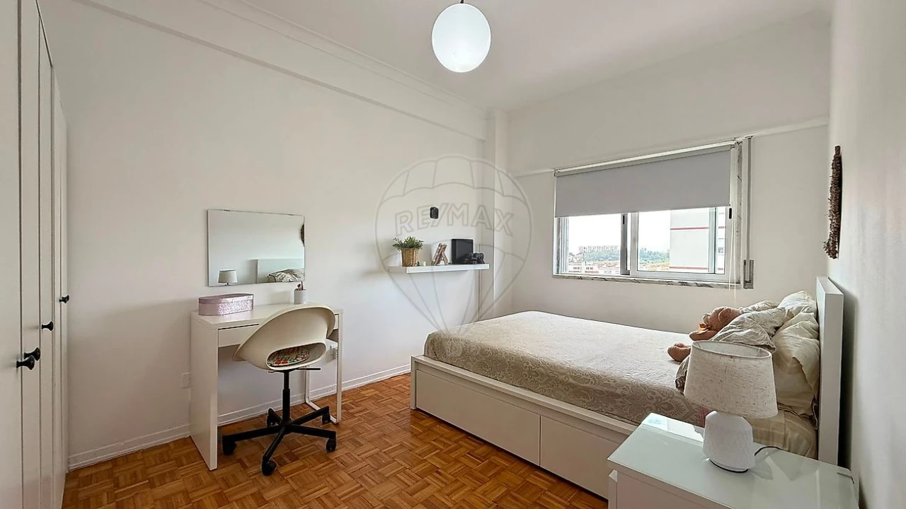 Apartamento T3 para Venda em Vialonga Foto 12