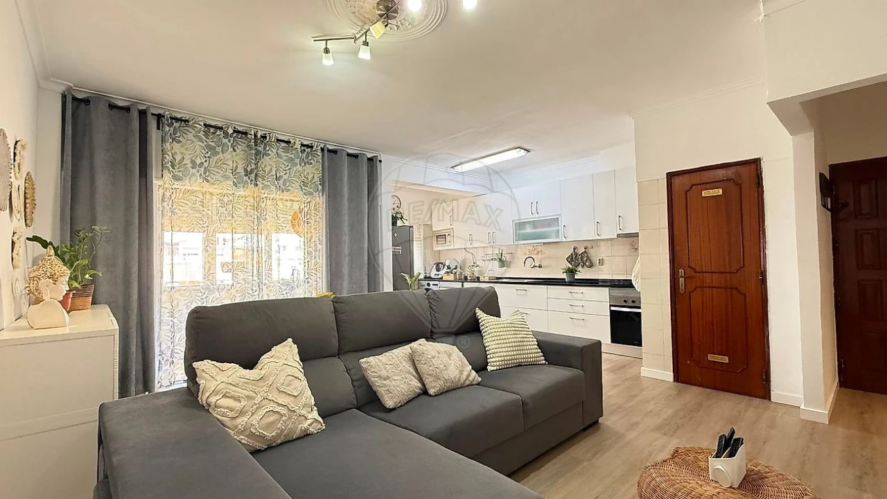 Apartamento T3 para Venda em Vialonga Foto 5