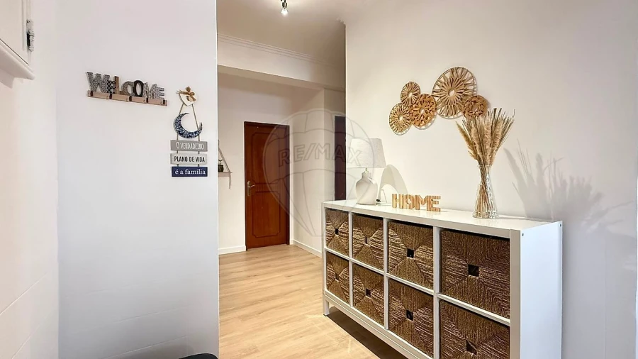 Apartamento T3 para Venda em Vialonga Foto 7