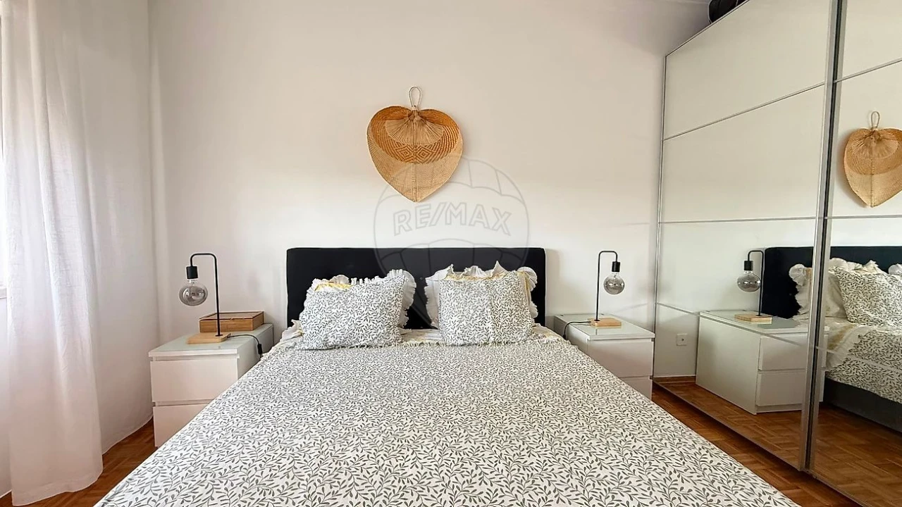 Apartamento T3 para Venda em Vialonga Foto 9