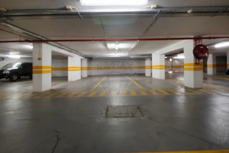 Loja para Venda em Sesimbra (Santiago) Foto 11