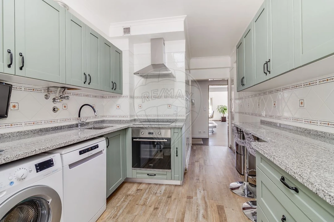 Apartamento T3 para Venda em Alcabideche Foto 5